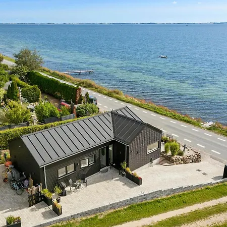 Gorgeous In Skarup Fyn With House Sea View Holiday home Skarupore